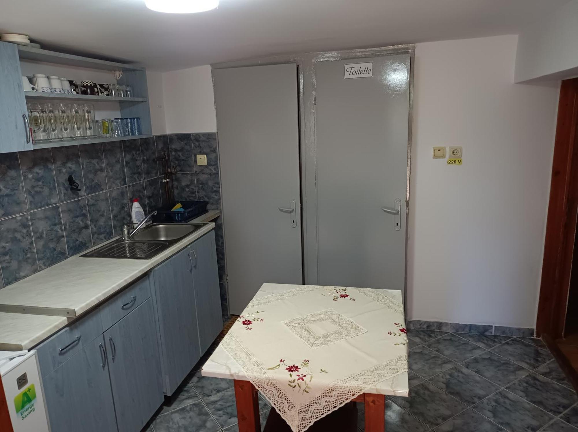 Gyongyver Panzio Sfântu-Gheorghe Extérieur photo